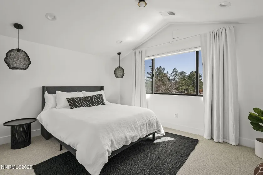4425 Dant, Reno, Nevada 89509, 5 Bedrooms Bedrooms, ,5 BathroomsBathrooms,Residential,Residential,Dant,0,260007316