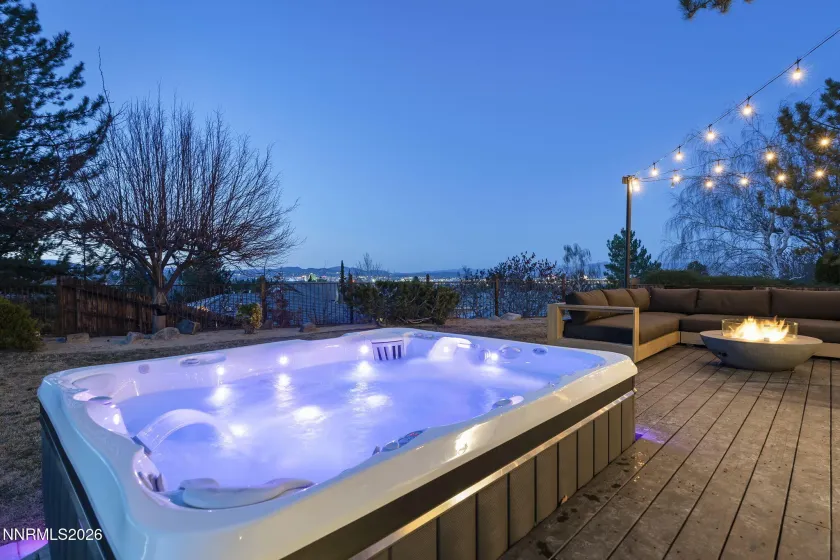 4425 Dant, Reno, Nevada 89509, 5 Bedrooms Bedrooms, ,5 BathroomsBathrooms,Residential,Residential,Dant,0,260007316
