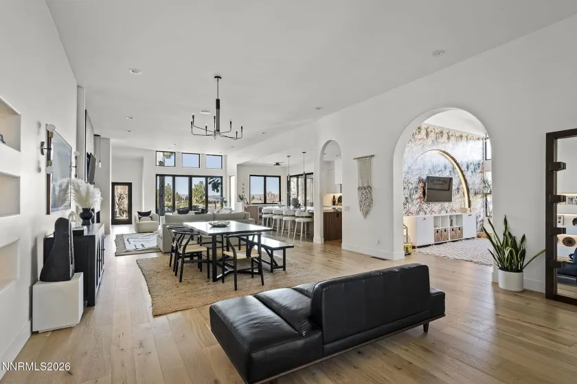4425 Dant, Reno, Nevada 89509, 5 Bedrooms Bedrooms, ,5 BathroomsBathrooms,Residential,Residential,Dant,0,260007316