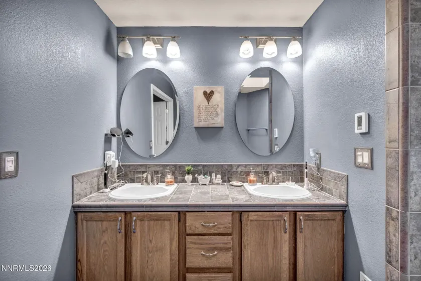 500 Cambridge, Carson City, Nevada 89701, 3 Bedrooms Bedrooms, ,2 BathroomsBathrooms,Residential,Residential,Cambridge,0,260007318