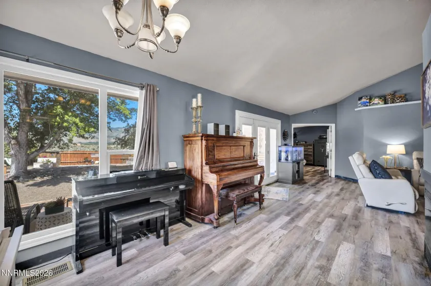 500 Cambridge, Carson City, Nevada 89701, 3 Bedrooms Bedrooms, ,2 BathroomsBathrooms,Residential,Residential,Cambridge,0,260007318
