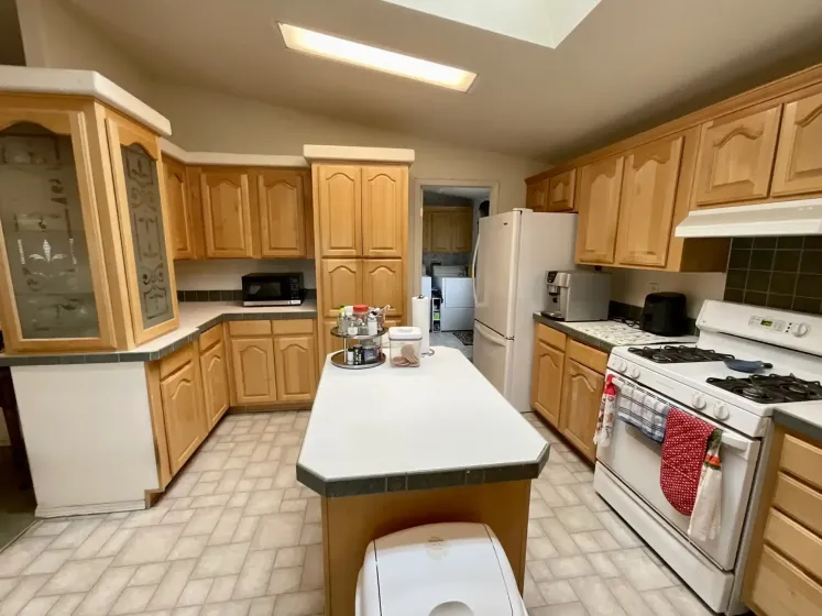 500 W Goldfield #18, Yerington, Nevada 89447, 2 Bedrooms Bedrooms, 12 Rooms Rooms,2 BathroomsBathrooms,Manufactured,Residential,W Goldfield,260007327