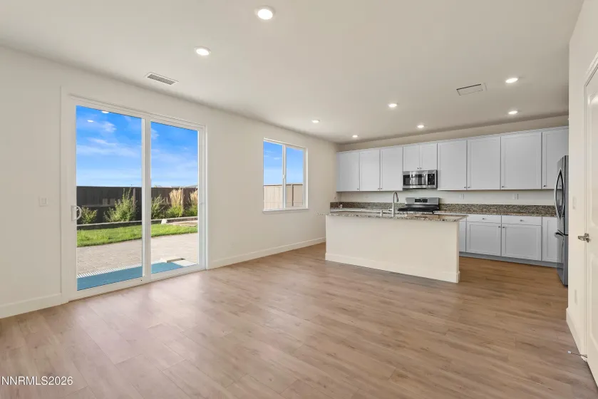 2234 Great Bluffs, Sparks, Nevada 89436, 4 Bedrooms Bedrooms, ,4 BathroomsBathrooms,Residential,Residential,Great Bluffs,0,260007349