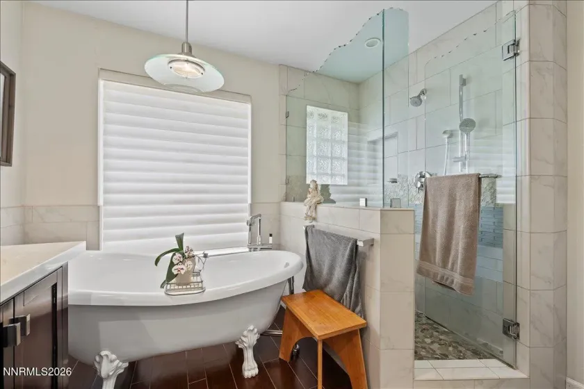 9420 Benedict, Sparks, Nevada 89441, 4 Bedrooms Bedrooms, ,4 BathroomsBathrooms,Residential,Residential,Benedict,0,260007350