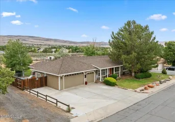9420 Benedict, Sparks, Nevada 89441, 4 Bedrooms Bedrooms, ,4 BathroomsBathrooms,Residential,Residential,Benedict,0,260007350