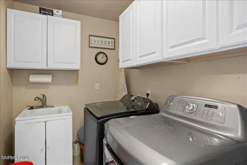 9420 Benedict, Sparks, Nevada 89441, 4 Bedrooms Bedrooms, ,4 BathroomsBathrooms,Residential,Residential,Benedict,0,260007350