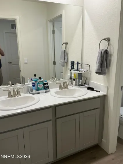 1820 Amazonite, Sparks, Nevada 89436, 4 Bedrooms Bedrooms, ,3 BathroomsBathrooms,Residential,Residential,Amazonite,0,260007352