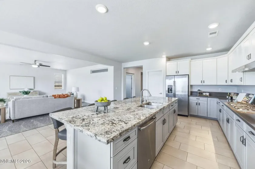 2750 Trail Rider, Reno, Nevada 89521, 4 Bedrooms Bedrooms, ,3 BathroomsBathrooms,Residential,Residential,Trail Rider,0,260007334