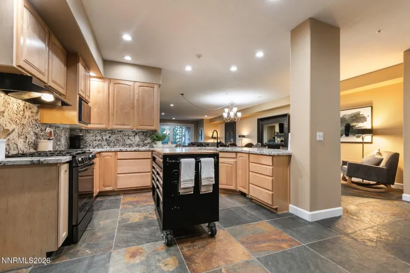 933 Northwood, Incline Village, Nevada 89451, 3 Bedrooms Bedrooms, ,3 BathroomsBathrooms,Residential,Residential,Northwood,0,260007347