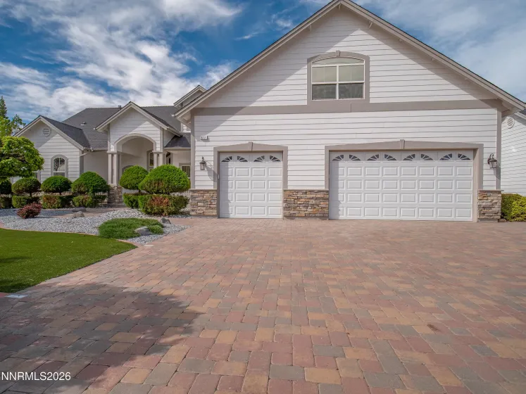 1677 Chiquita, Minden, Nevada 89423, 4 Bedrooms Bedrooms, ,4 BathroomsBathrooms,Residential,Residential,Chiquita,0,260007359