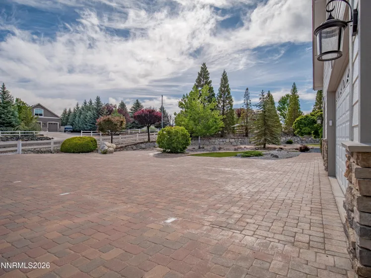 1677 Chiquita, Minden, Nevada 89423, 4 Bedrooms Bedrooms, ,4 BathroomsBathrooms,Residential,Residential,Chiquita,0,260007359