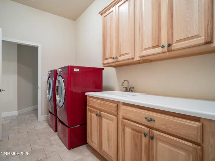 1677 Chiquita, Minden, Nevada 89423, 4 Bedrooms Bedrooms, ,4 BathroomsBathrooms,Residential,Residential,Chiquita,0,260007359