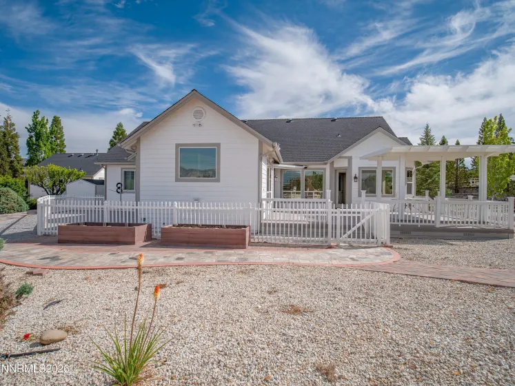 1677 Chiquita, Minden, Nevada 89423, 4 Bedrooms Bedrooms, ,4 BathroomsBathrooms,Residential,Residential,Chiquita,0,260007359