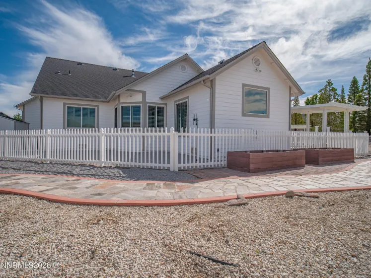 1677 Chiquita, Minden, Nevada 89423, 4 Bedrooms Bedrooms, ,4 BathroomsBathrooms,Residential,Residential,Chiquita,0,260007359