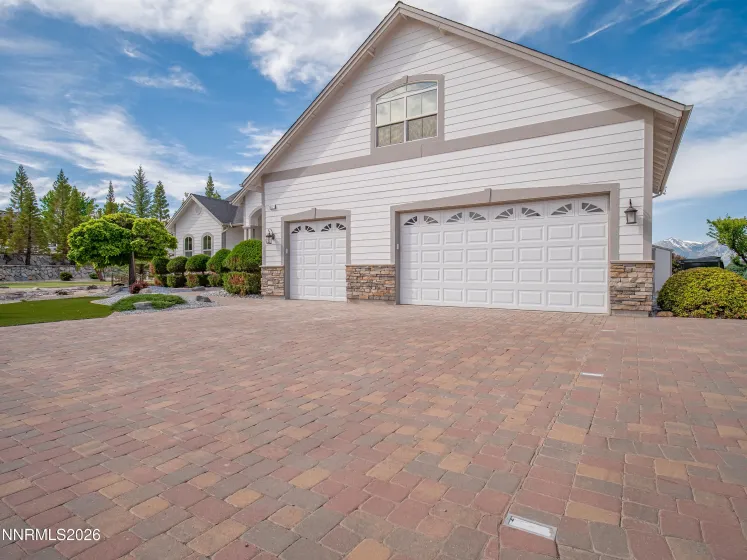 1677 Chiquita, Minden, Nevada 89423, 4 Bedrooms Bedrooms, ,4 BathroomsBathrooms,Residential,Residential,Chiquita,0,260007359
