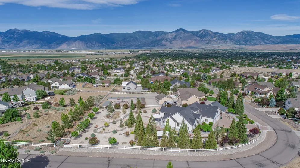 1677 Chiquita, Minden, Nevada 89423, 4 Bedrooms Bedrooms, ,4 BathroomsBathrooms,Residential,Residential,Chiquita,0,260007359