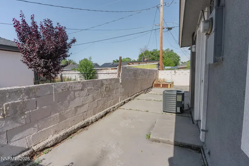 1401 Bresson, Reno, Nevada 89502, 3 Bedrooms Bedrooms, ,2 BathroomsBathrooms,Residential,Residential,Bresson,0,260007360