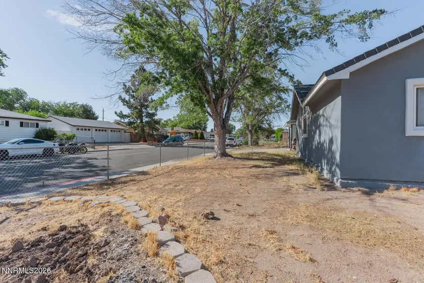 1401 Bresson, Reno, Nevada 89502, 3 Bedrooms Bedrooms, ,2 BathroomsBathrooms,Residential,Residential,Bresson,0,260007360
