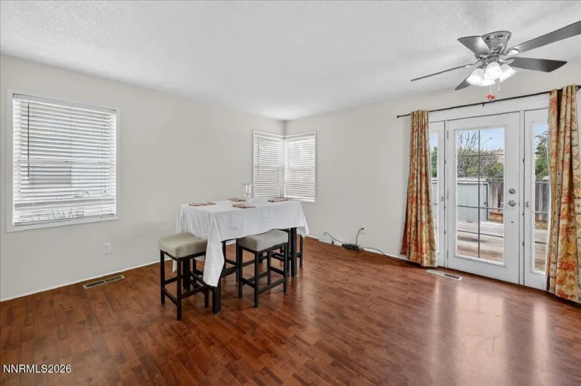 1897 Catham, Sparks, Nevada 89434, 4 Bedrooms Bedrooms, ,3 BathroomsBathrooms,Residential,Residential,Catham,0,260007361