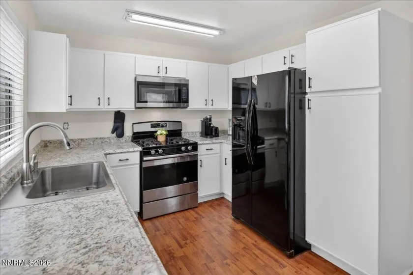 1897 Catham, Sparks, Nevada 89434, 4 Bedrooms Bedrooms, ,3 BathroomsBathrooms,Residential,Residential,Catham,0,260007361