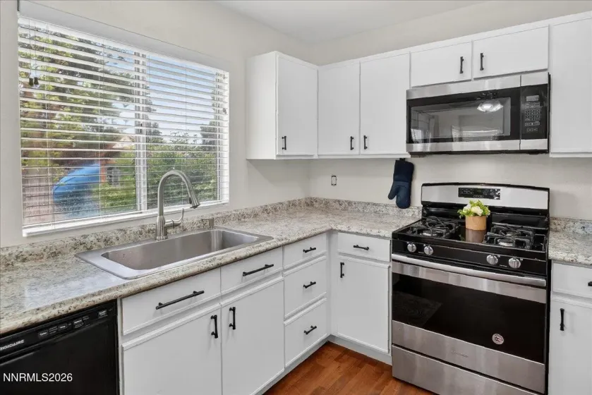 1897 Catham, Sparks, Nevada 89434, 4 Bedrooms Bedrooms, ,3 BathroomsBathrooms,Residential,Residential,Catham,0,260007361