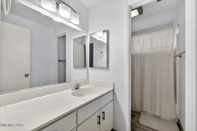 1897 Catham, Sparks, Nevada 89434, 4 Bedrooms Bedrooms, ,3 BathroomsBathrooms,Residential,Residential,Catham,0,260007361