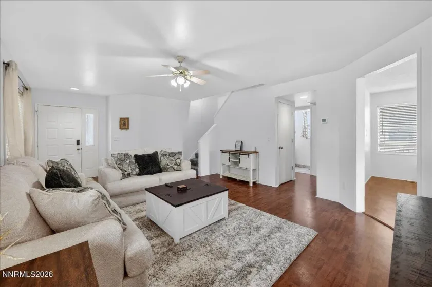1897 Catham, Sparks, Nevada 89434, 4 Bedrooms Bedrooms, ,3 BathroomsBathrooms,Residential,Residential,Catham,0,260007361
