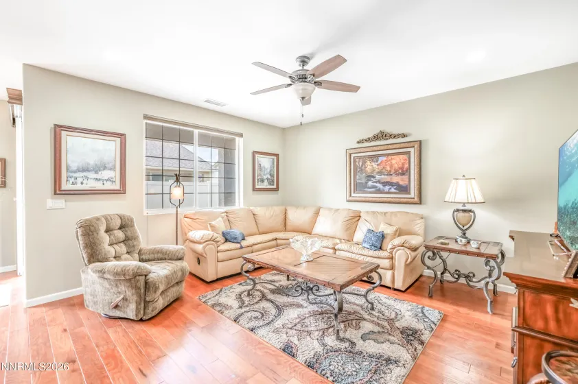 2241 Alivia, Reno, Nevada 89521, 3 Bedrooms Bedrooms, ,2 BathroomsBathrooms,Residential,Residential,Alivia,0,260007366