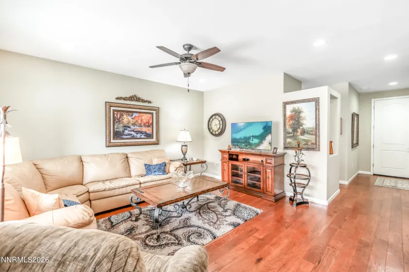 2241 Alivia, Reno, Nevada 89521, 3 Bedrooms Bedrooms, ,2 BathroomsBathrooms,Residential,Residential,Alivia,0,260007366