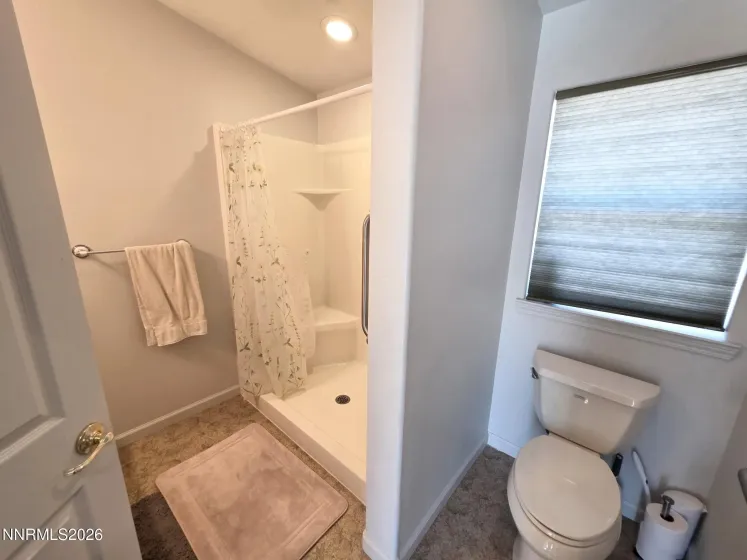 652 Jennys, Fernley, Nevada 89408, 4 Bedrooms Bedrooms, ,3 BathroomsBathrooms,Residential,Residential,Jennys,0,260007367
