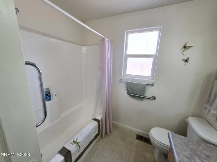 652 Jennys, Fernley, Nevada 89408, 4 Bedrooms Bedrooms, ,3 BathroomsBathrooms,Residential,Residential,Jennys,0,260007367