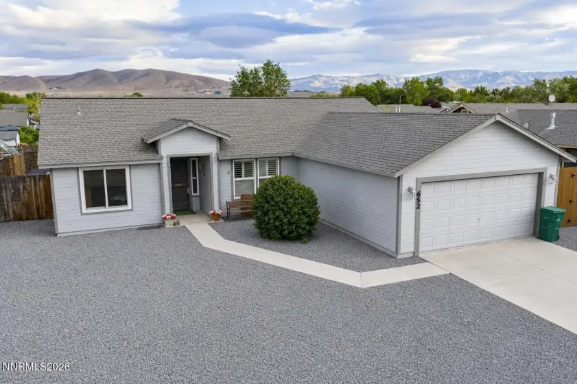652 Jennys, Fernley, Nevada 89408, 4 Bedrooms Bedrooms, ,3 BathroomsBathrooms,Residential,Residential,Jennys,0,260007367