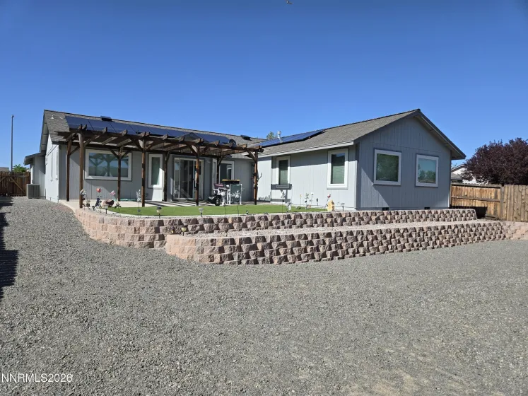 652 Jennys, Fernley, Nevada 89408, 4 Bedrooms Bedrooms, ,3 BathroomsBathrooms,Residential,Residential,Jennys,0,260007367