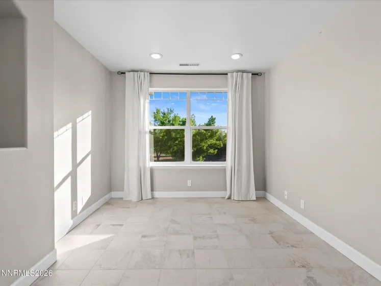 3149 Gladiola, Sparks, Nevada 89436, 4 Bedrooms Bedrooms, ,3 BathroomsBathrooms,Residential,Residential,Gladiola,0,260007369