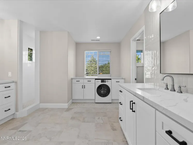 3149 Gladiola, Sparks, Nevada 89436, 4 Bedrooms Bedrooms, ,3 BathroomsBathrooms,Residential,Residential,Gladiola,0,260007369