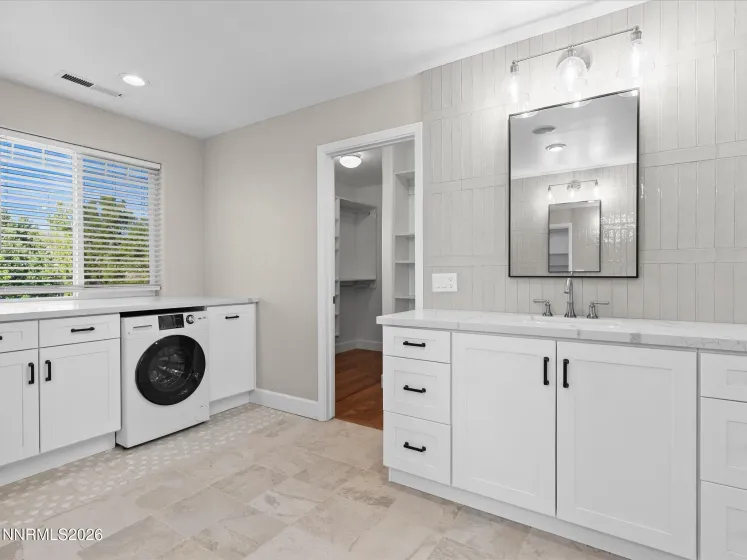 3149 Gladiola, Sparks, Nevada 89436, 4 Bedrooms Bedrooms, ,3 BathroomsBathrooms,Residential,Residential,Gladiola,0,260007369