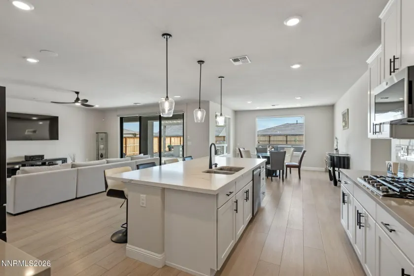 1018 Carico Valley, Sparks, Nevada 89441, 3 Bedrooms Bedrooms, ,3 BathroomsBathrooms,Residential,Residential,Carico Valley,0,260007373