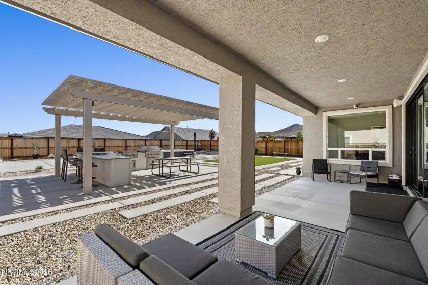 1018 Carico Valley, Sparks, Nevada 89441, 3 Bedrooms Bedrooms, ,3 BathroomsBathrooms,Residential,Residential,Carico Valley,0,260007373