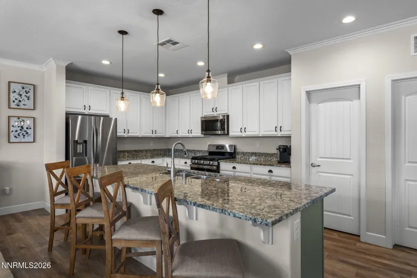 156 Midas, Sparks, Nevada 89441, 3 Bedrooms Bedrooms, ,2 BathroomsBathrooms,Residential,Residential,Midas,0,260007376