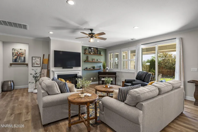 156 Midas, Sparks, Nevada 89441, 3 Bedrooms Bedrooms, ,2 BathroomsBathrooms,Residential,Residential,Midas,0,260007376