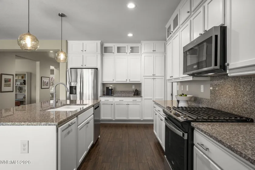 2108 Niatross, Reno, Nevada 89521, 2 Bedrooms Bedrooms, ,2 BathroomsBathrooms,Residential,Residential,Niatross,0,260007385