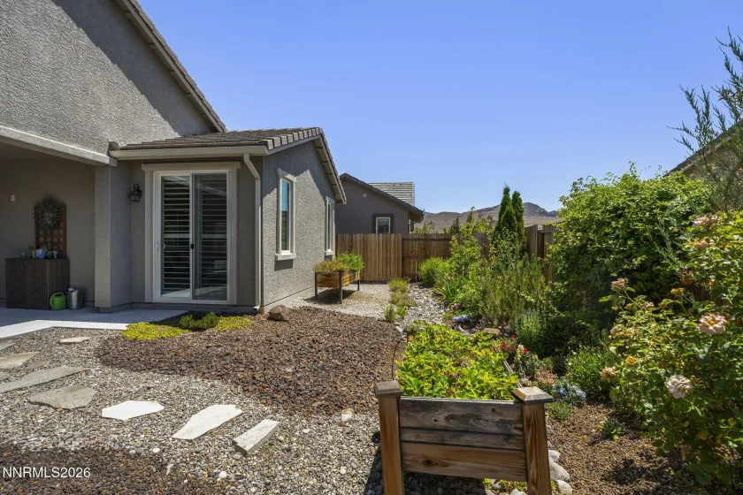 2108 Niatross, Reno, Nevada 89521, 2 Bedrooms Bedrooms, ,2 BathroomsBathrooms,Residential,Residential,Niatross,0,260007385