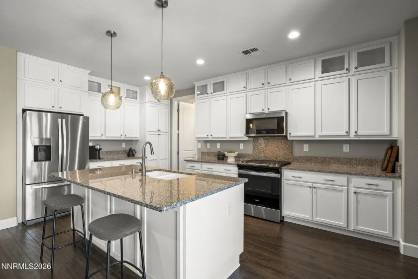 2108 Niatross, Reno, Nevada 89521, 2 Bedrooms Bedrooms, ,2 BathroomsBathrooms,Residential,Residential,Niatross,0,260007385