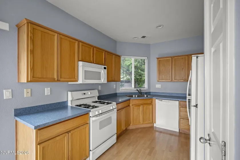 5346 Village Meadows, Sparks, Nevada 89436, 3 Bedrooms Bedrooms, ,2 BathroomsBathrooms,Residential,Residential,Village Meadows,0,260007391