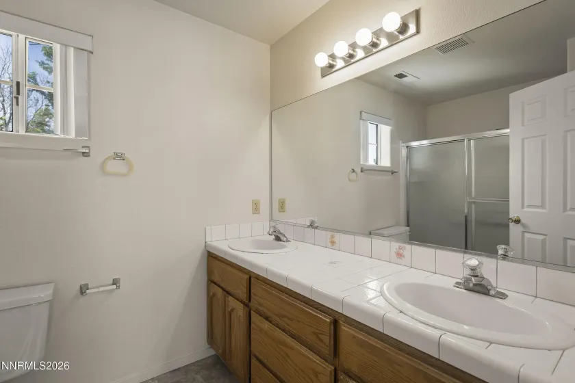 3063 Austin, Carson City, Nevada 89701, 2 Bedrooms Bedrooms, ,3 BathroomsBathrooms,Residential,Residential,Austin,0,260007395