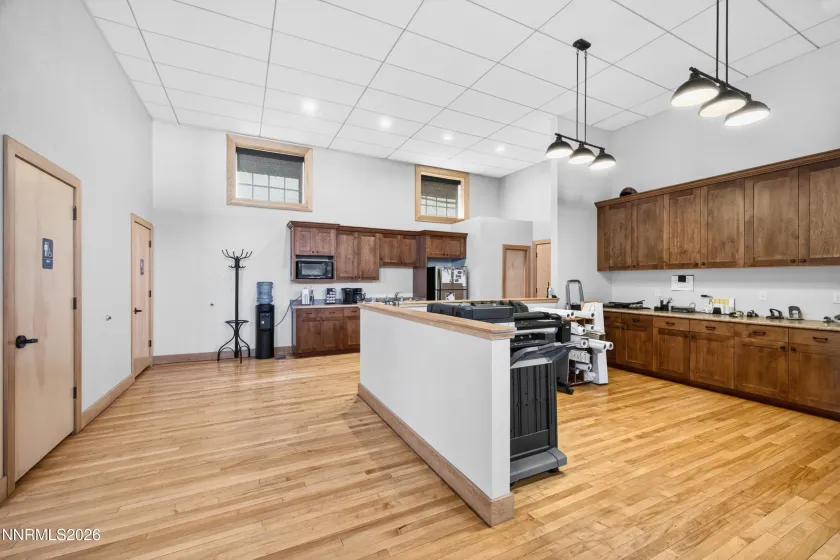 421 Court, Elko, Nevada 89801, ,Commercial Sale,Residential,Court,0,260007406