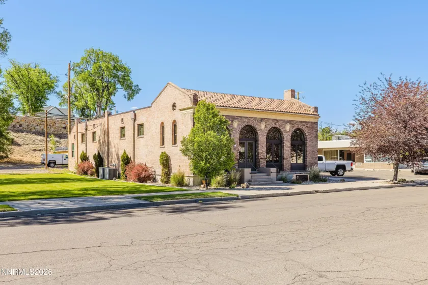 421 Court, Elko, Nevada 89801, ,Commercial Sale,Residential,Court,0,260007406