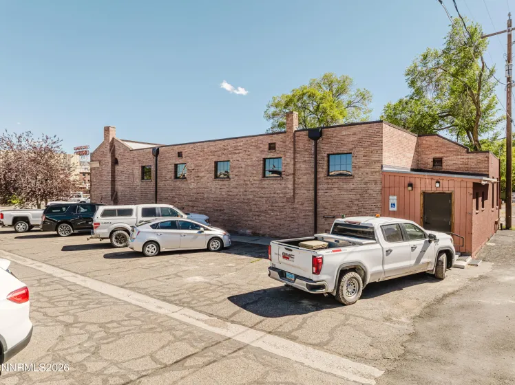 421 Court, Elko, Nevada 89801, ,Commercial Sale,Residential,Court,0,260007406