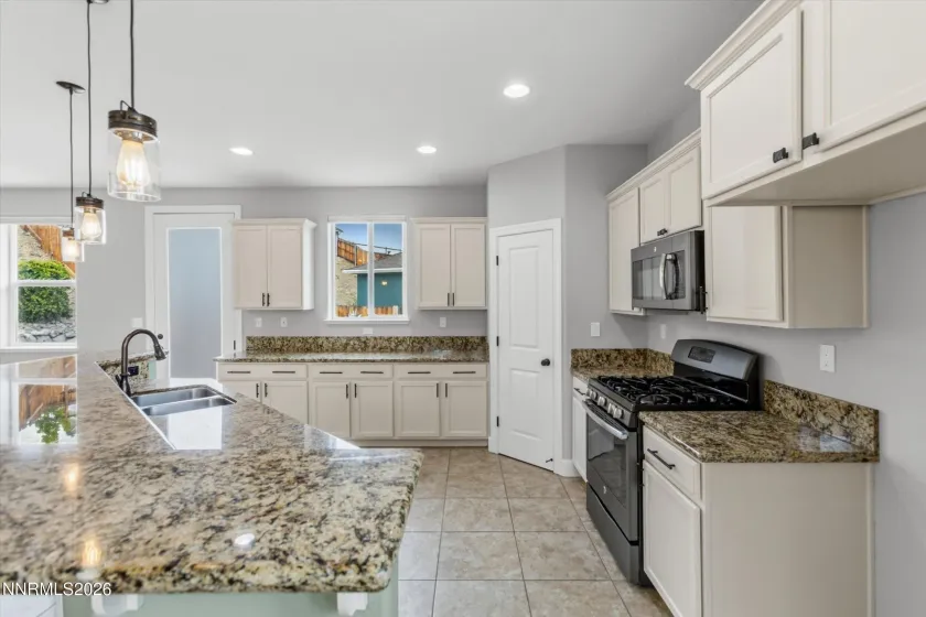 4849 Ahwanee, Sparks, Nevada 89436, 4 Bedrooms Bedrooms, ,4 BathroomsBathrooms,Residential,Residential,Ahwanee,0,260007384