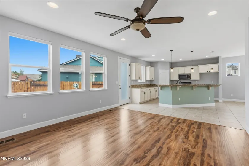 4849 Ahwanee, Sparks, Nevada 89436, 4 Bedrooms Bedrooms, ,4 BathroomsBathrooms,Residential,Residential,Ahwanee,0,260007384